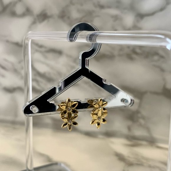 18k Gold Plated Flower Zircon Stud Earrings - Picture 5 of 7